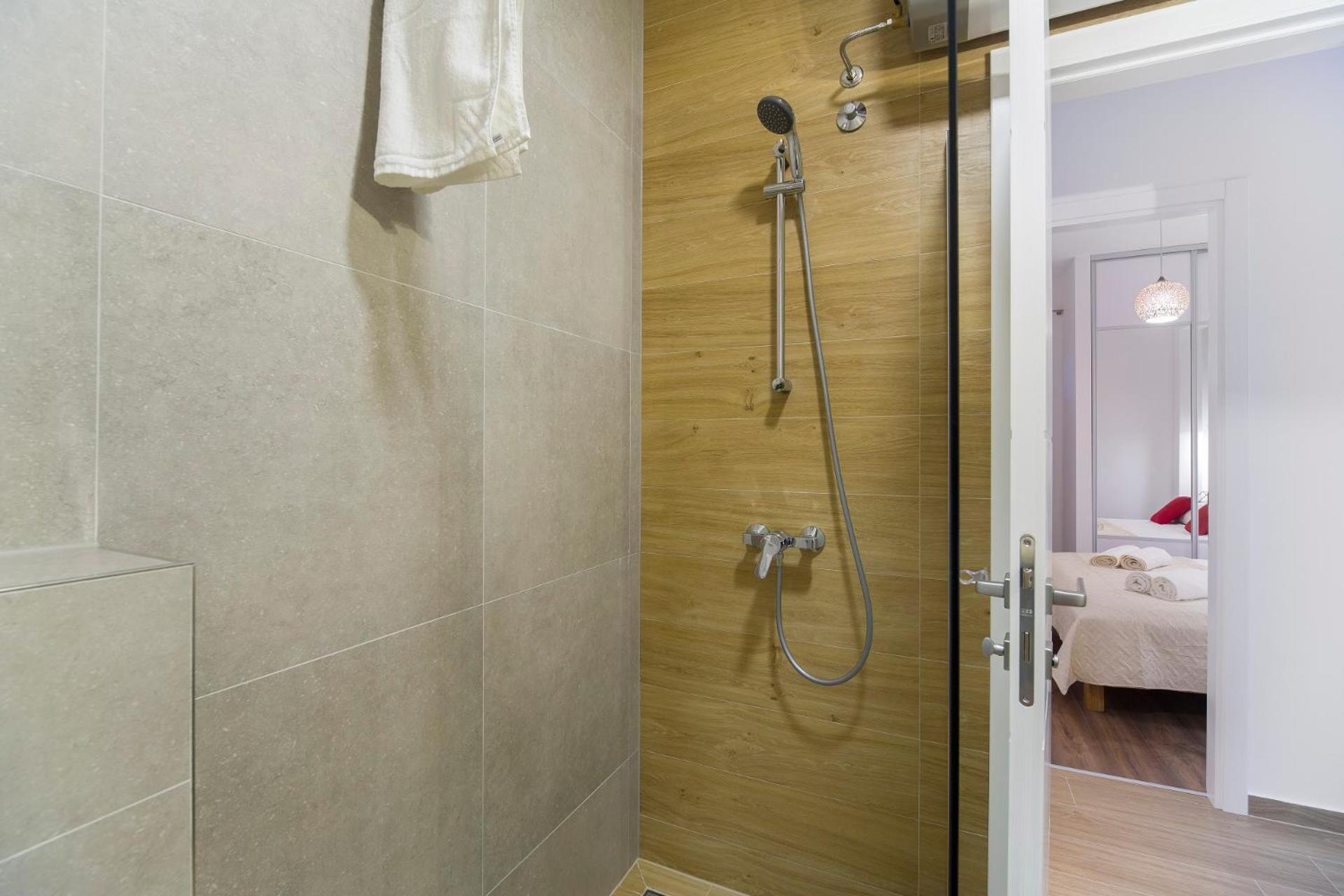 Bulli Croatia Hotel Donji Seget Quarto foto