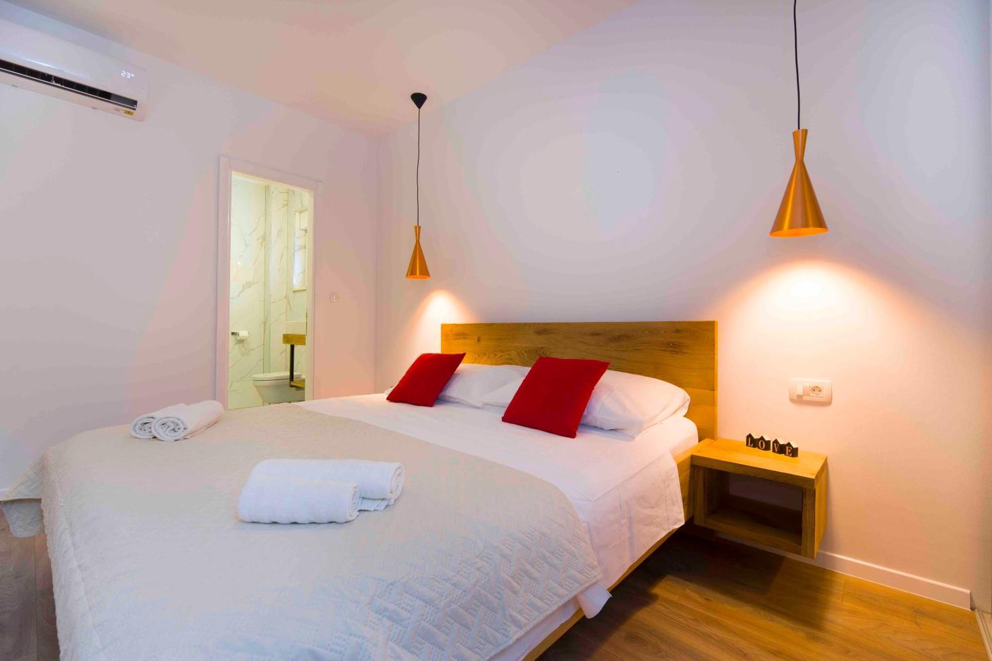 Bulli Croatia Hotel Donji Seget Exterior foto